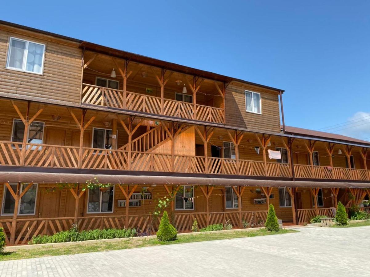 Gloriya Hotel Lidzava Extérieur photo